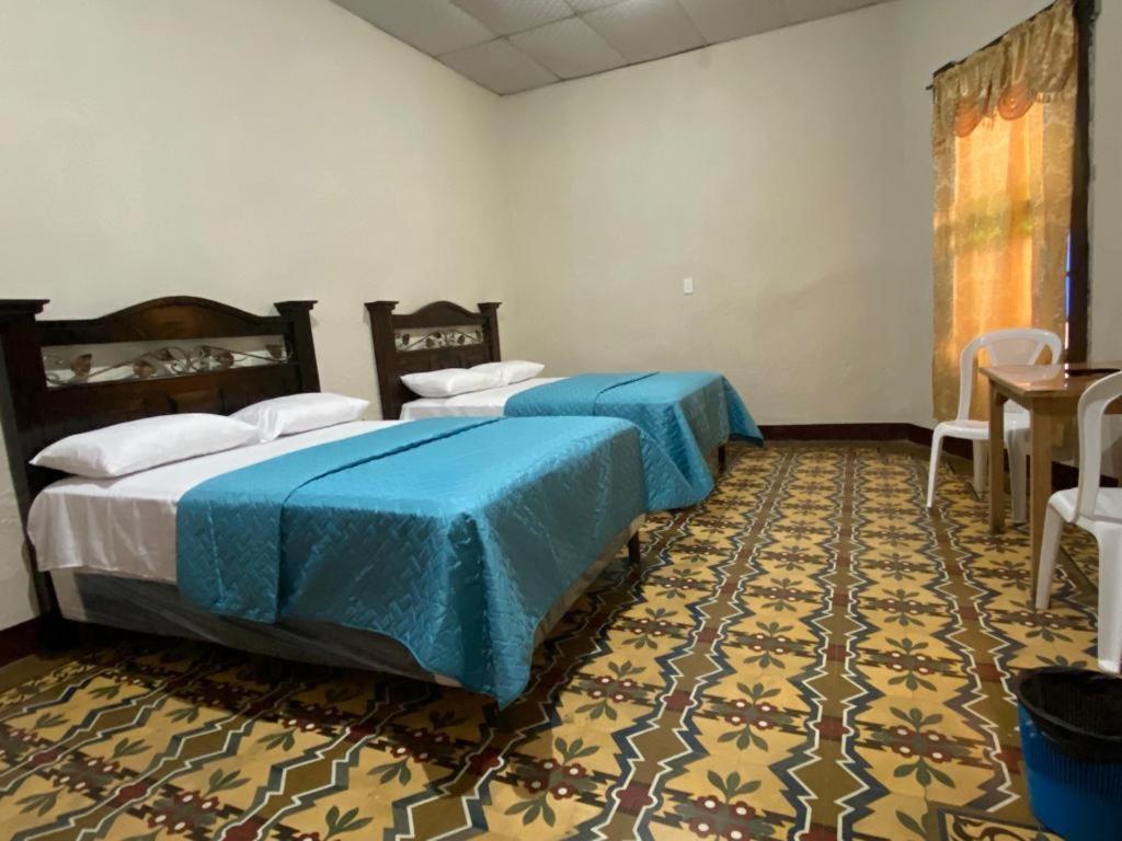 Hotel Malybu Гватемала Экстерьер фото