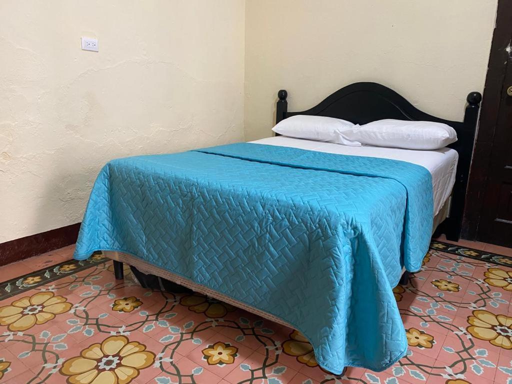 Hotel Malybu Гватемала Экстерьер фото